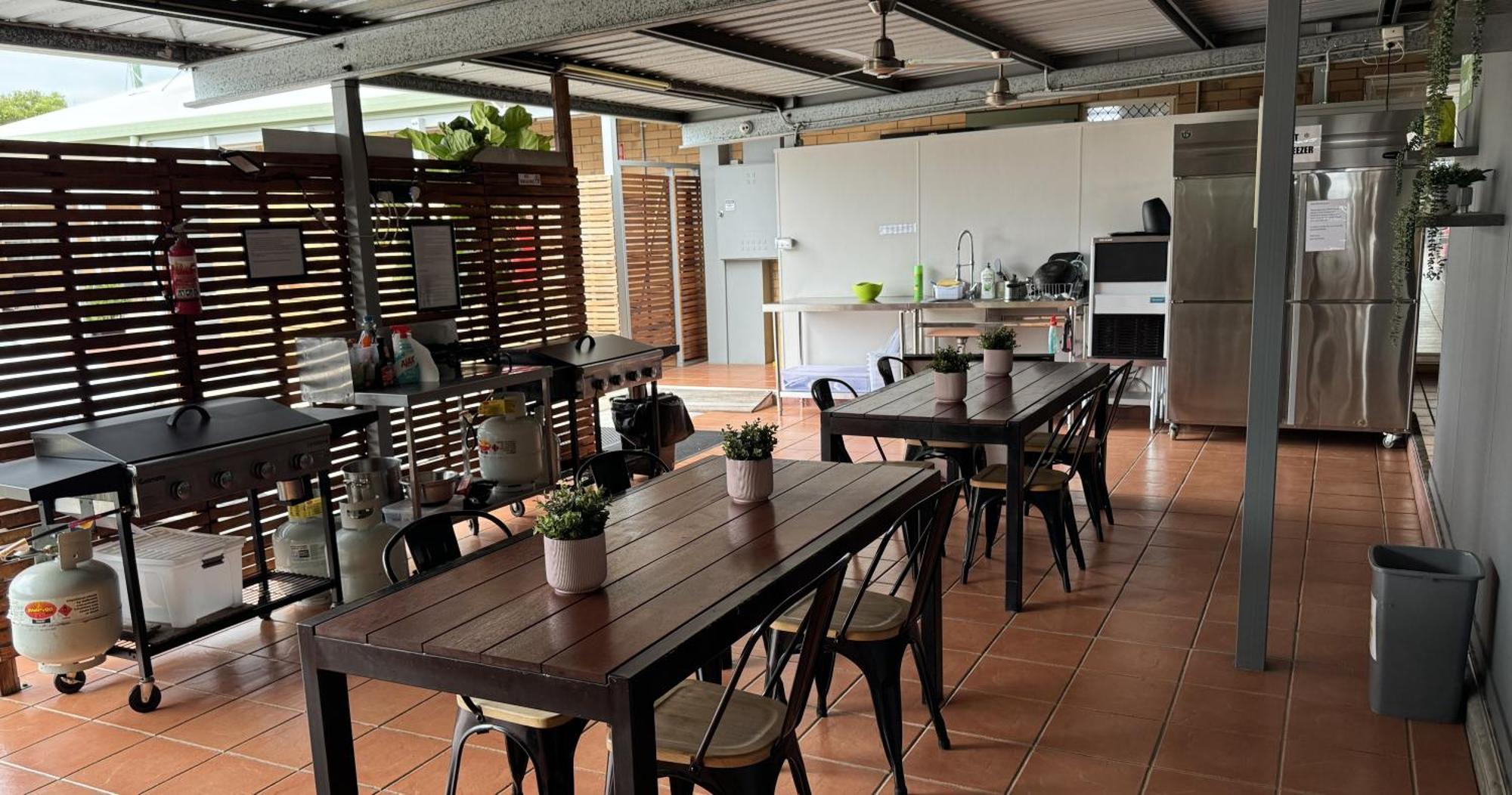 Raintree Motel Biloela エクステリア 写真