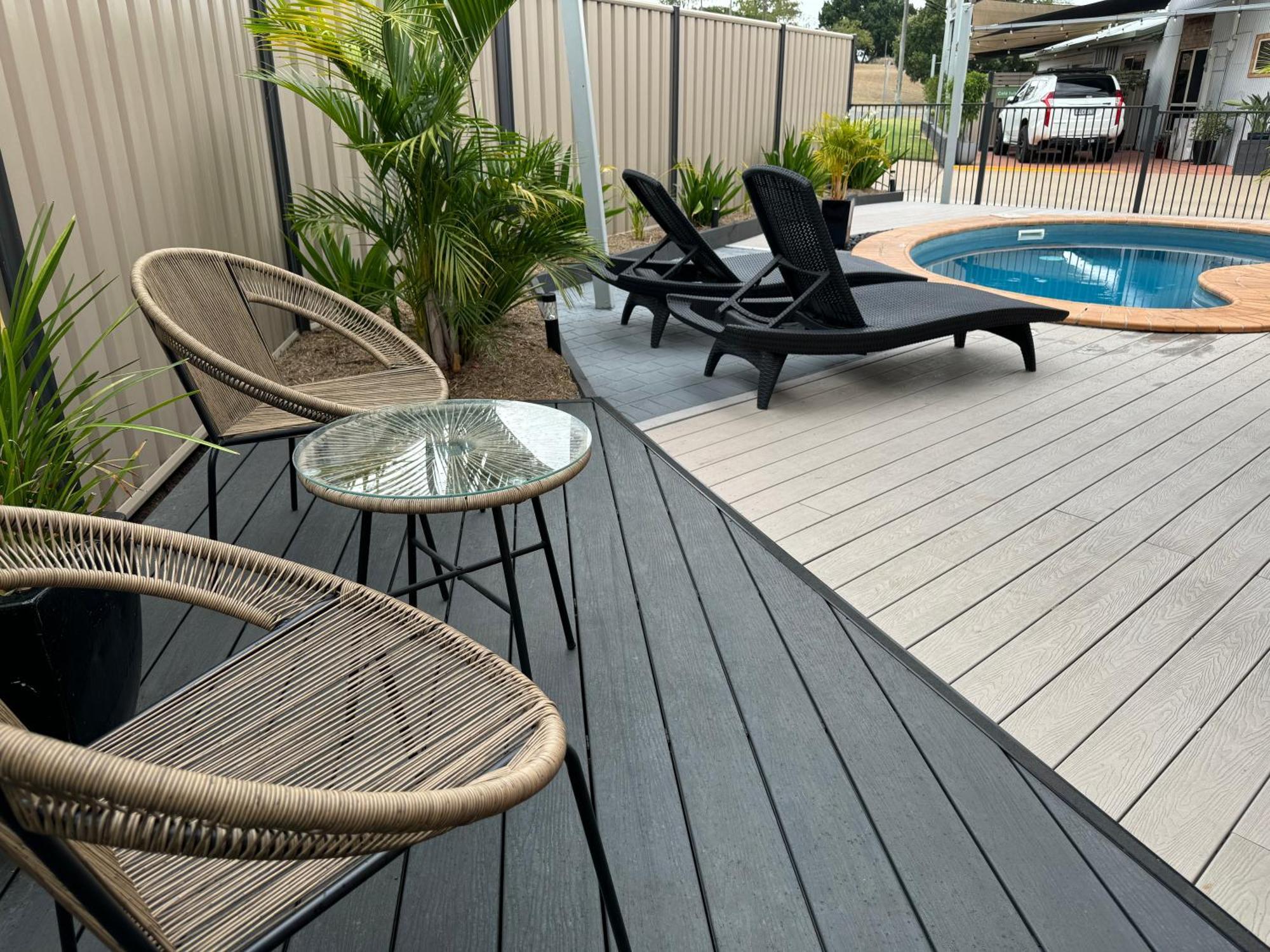 Raintree Motel Biloela エクステリア 写真