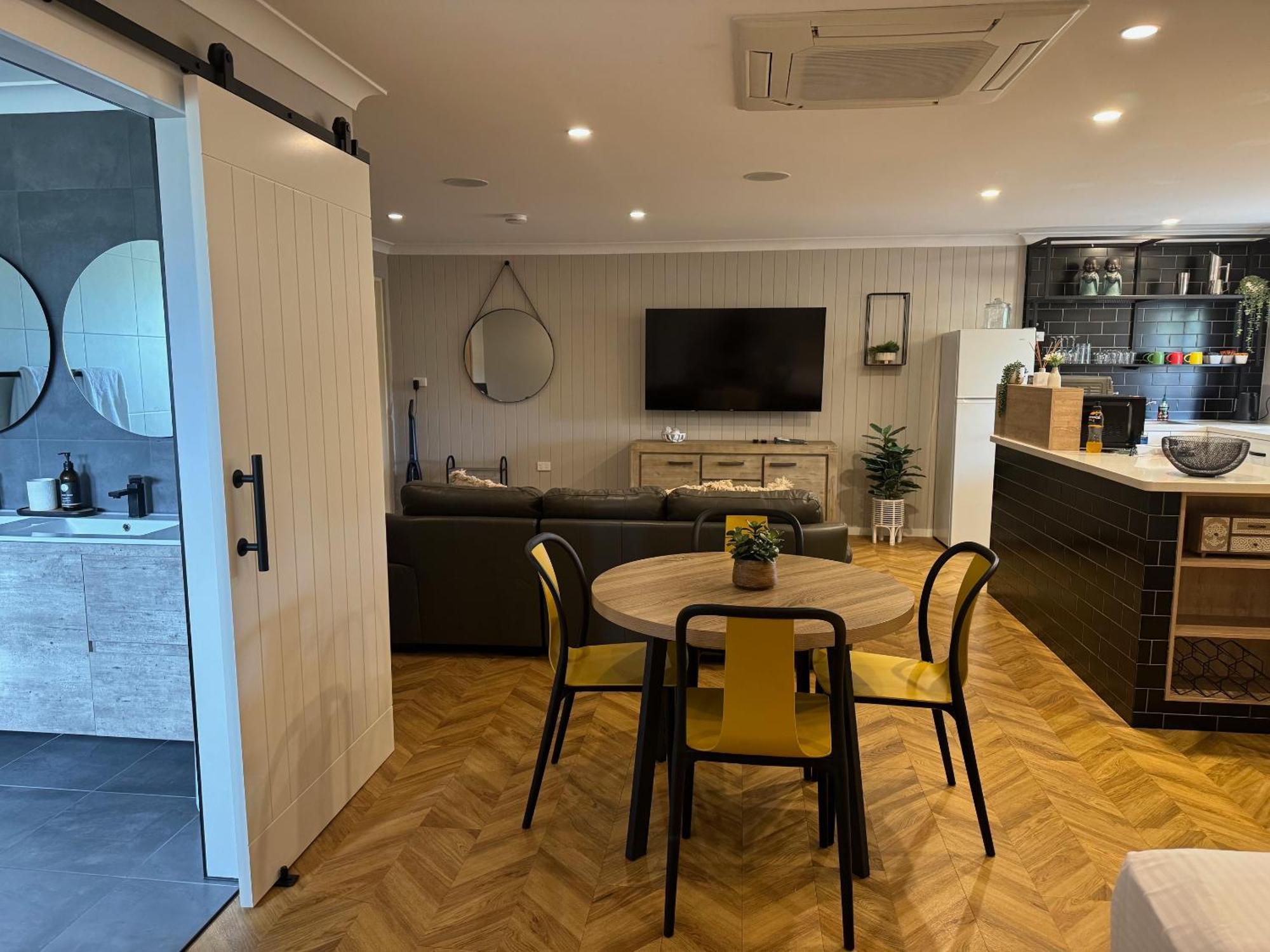 Raintree Motel Biloela エクステリア 写真