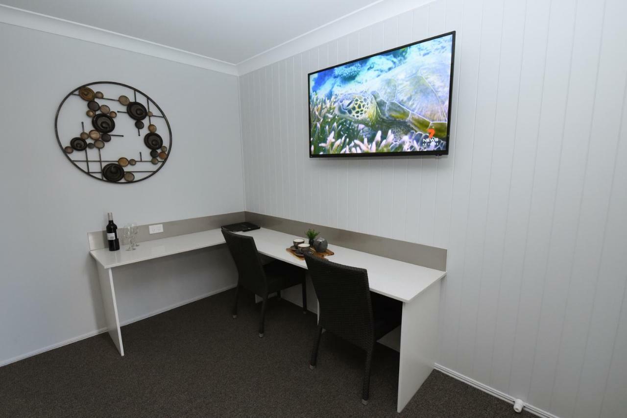Raintree Motel Biloela エクステリア 写真