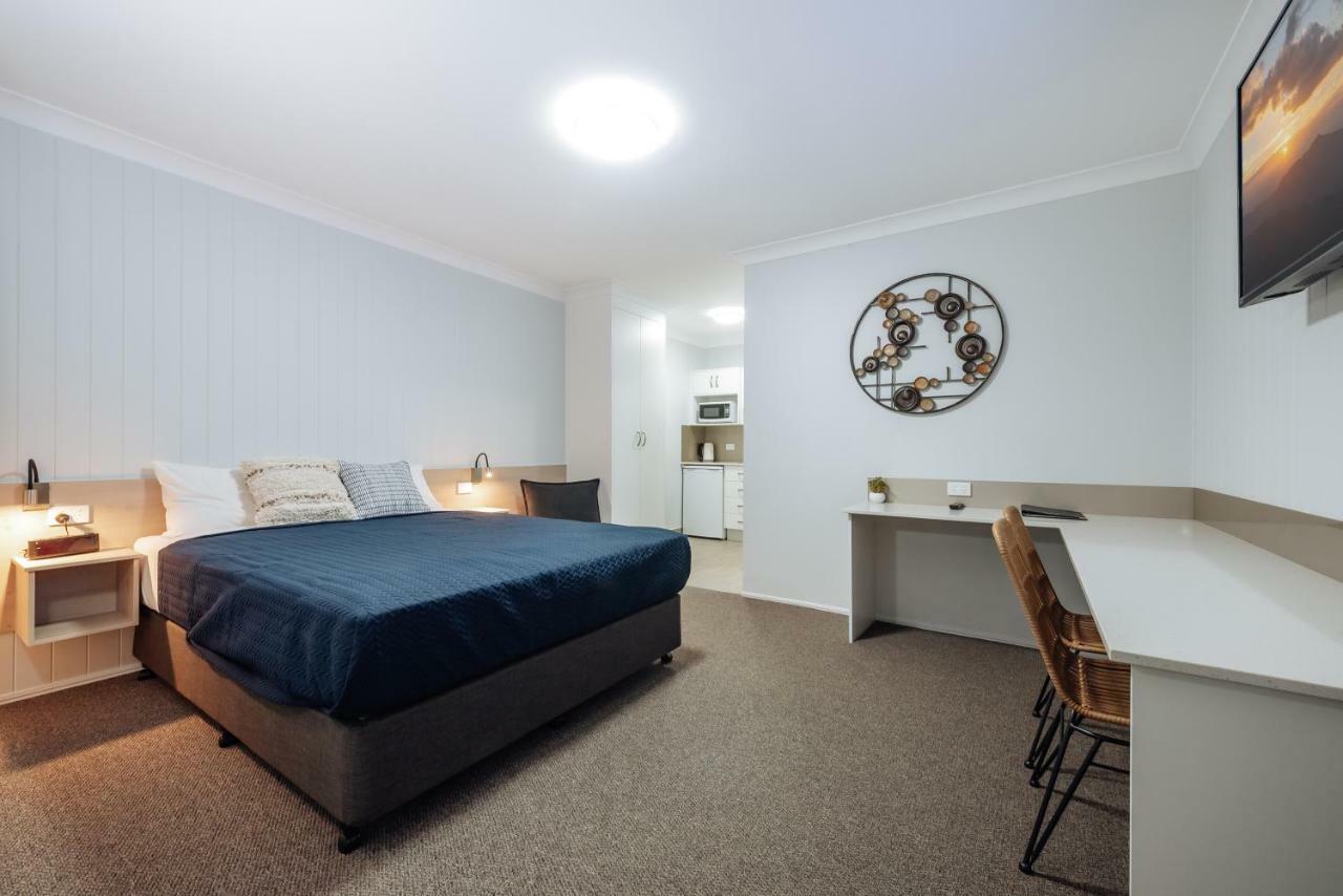 Raintree Motel Biloela エクステリア 写真