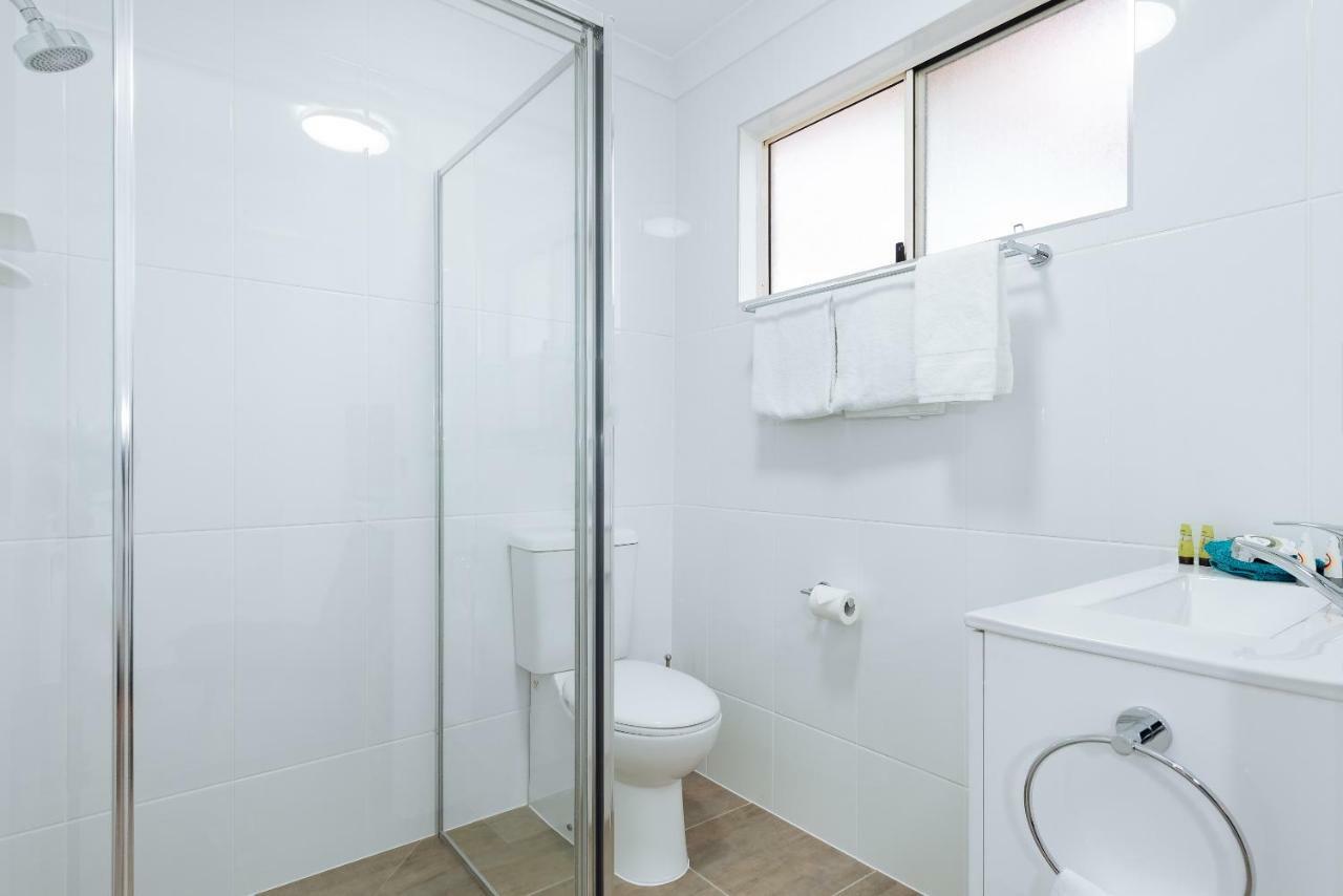 Raintree Motel Biloela エクステリア 写真
